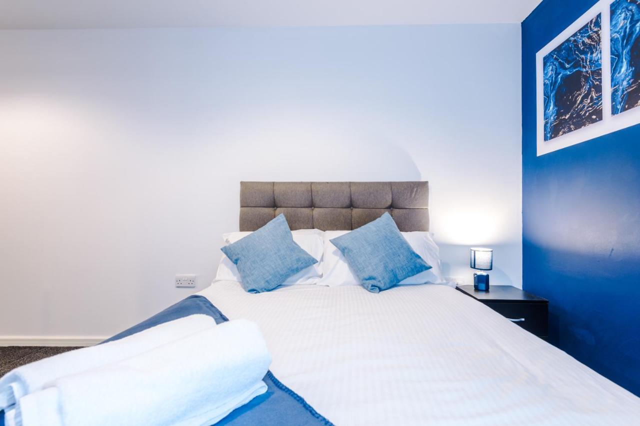 2 Bed Apartment With Balcony Private Parking Near Etihad Stadium, Coop Live 맨체스터 외부 사진