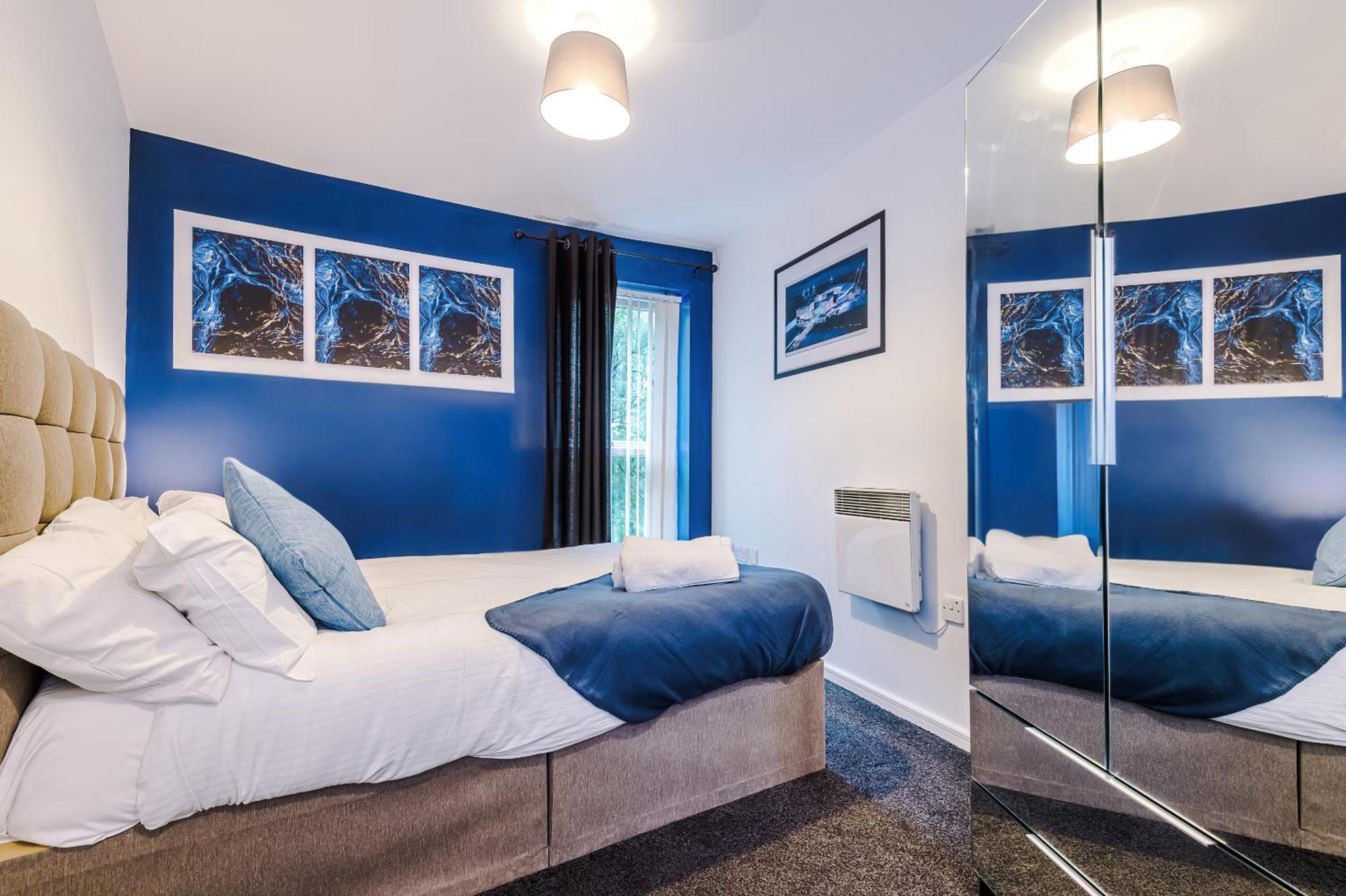 2 Bed Apartment With Balcony Private Parking Near Etihad Stadium, Coop Live 맨체스터 외부 사진